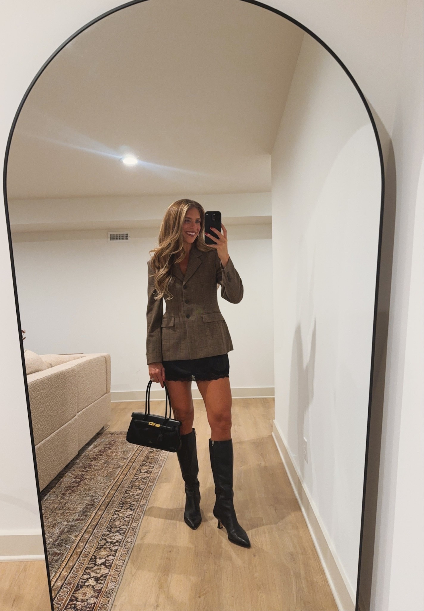 Fall date night outfit 🤎 A fitted plaid blazer, lace trim shorts, and knee high boots! + a classic black bag