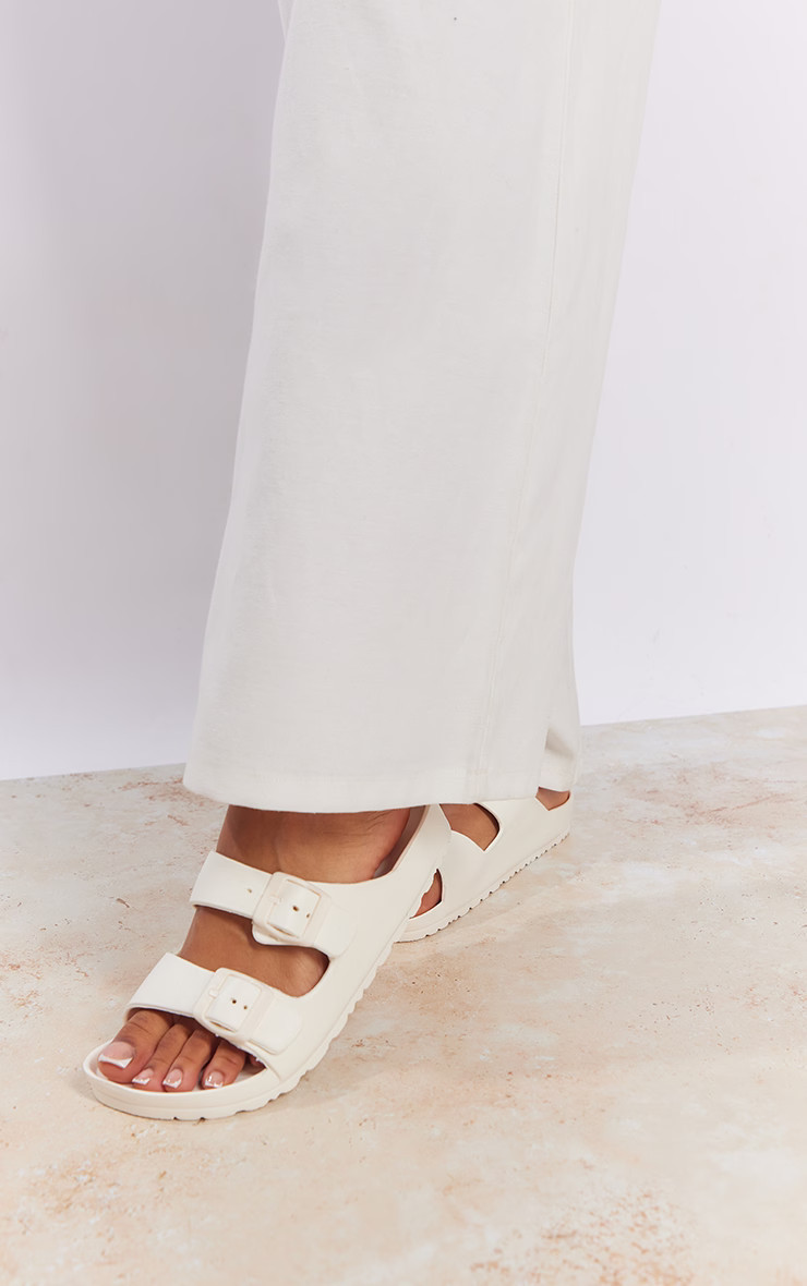 White Wide Fit Rubber Buckle Footbed Slides | PrettyLittleThing US