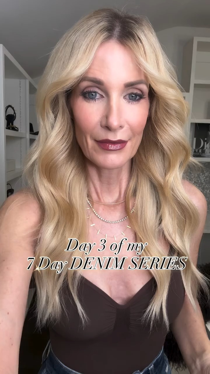 Day 3 of my 7-day denim series ✨✨✨
Featuring the most iconic (and flattering) jeans in my closet: the KHAITE Danielle high-waisted straight-leg jean. A true cult favorite for a reason.

Super high rise that hits at the smallest part of your waist, insanely leg-lengthening, and the perfect straight-leg silhouette. Iconic. Classic. Timeless. These will truly never go out of style.

Yes, they’re an investment — but if you’re a denim lover and live in jeans like I do, the cost per wear makes them 100% worth it. You honestly have to put them on your body to understand how good they are.

They run small — size up one.
I’m wearing a 25. 

 

#LTKgrwm #LTKootd #LTKOver40