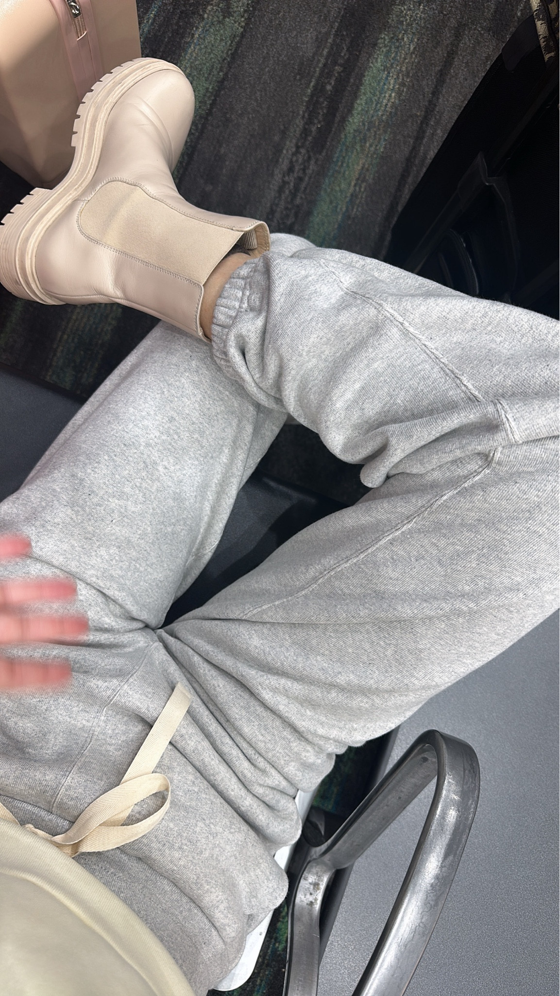 Travel outfit!!

Women’s fashion, fall fashion, fall outfit inspo, fall ootd, travel outfit, fall outfits, sweats, sweatpants, booties, sweatshirt 



#LTKSeasonal #LTKStyleTip #LTKTravel