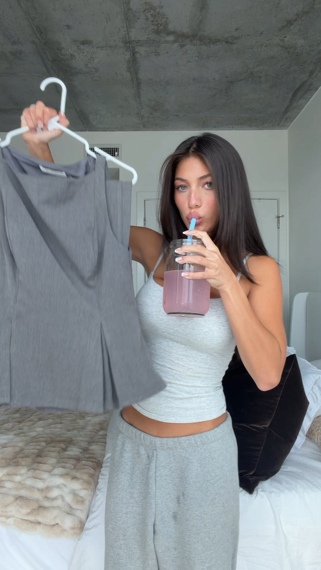 #ad Stay CALM on your work days with @naturalvitalityofficial 💙 #TargetPartner #NaturalVitality
SHOP now @target 

Natural Vitality® MAX CALM™ is a refreshing magnesium drink mix made with Magnesium Glycinate that fits easily into my everyday routine. A convenient, great-tasting wellness ritual to help me find moments of calm during busy days. The next generation of Natural Vitality CALM®, from a brand trusted for over 40 years.