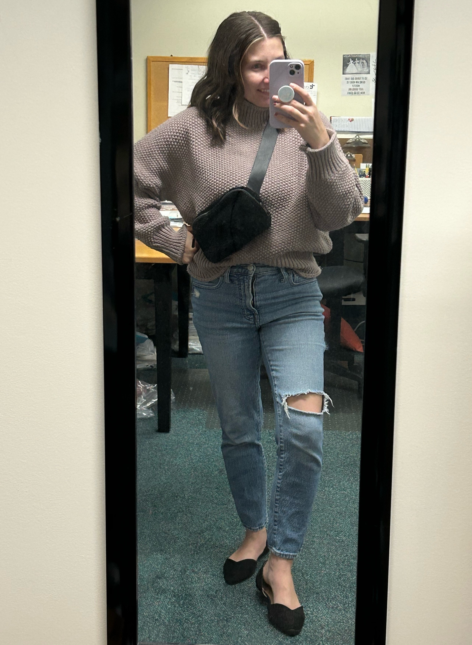I absolutely love my #Madewell jeans!! 
Literally wearing them year-round 🍂 
#madewelljeans #madewellsale #fallfashion #sweaters 

#LTKxPrime #LTKstyletip #LTKxMadewell