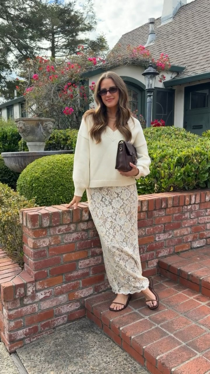 OOTN - dinner in Carmel & wearing a sweater in the middle of summer 🙌🏼

#LTKootd