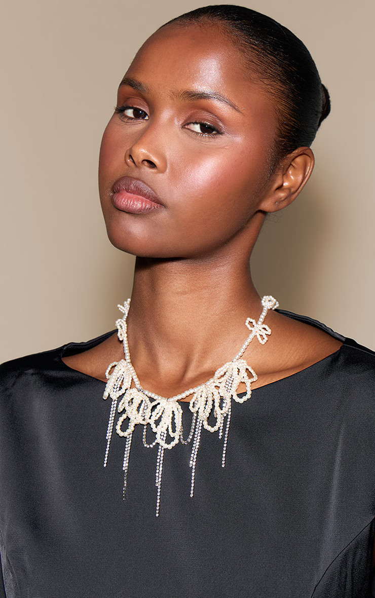 Silver Diamante Pearl Bow Statement Necklace | Accessories | PrettyLittleThing US