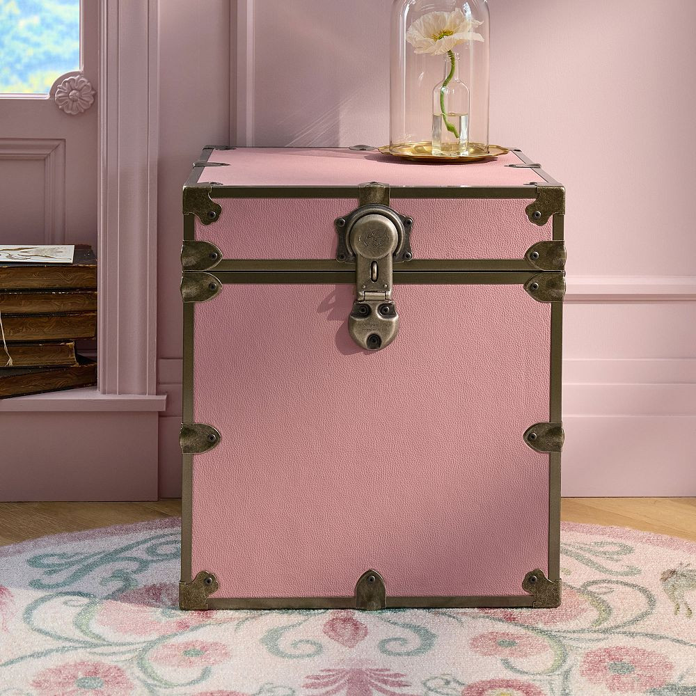 <i>Wicked</i> Cube Dorm Trunk (18") | Pottery Barn Teen
