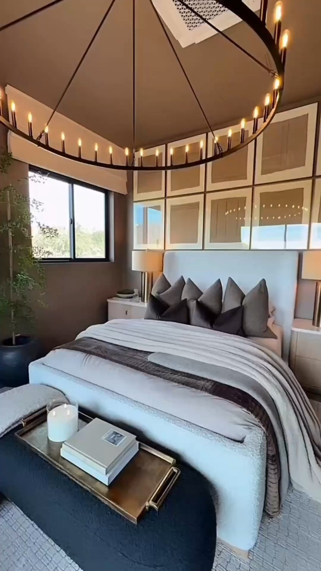 Designer inspired, but make it budget friendly ✨
Soft neutrals + warm lighting = a space that feels elevated, timeless, and more affordable 🤍

designer inspired decor
budget home decor
neutral home decor
Restoration hardware inspired 
elevated home style


Summerthompsonstyles

#LTKHome #LTKvlog #LTKdayinmylife