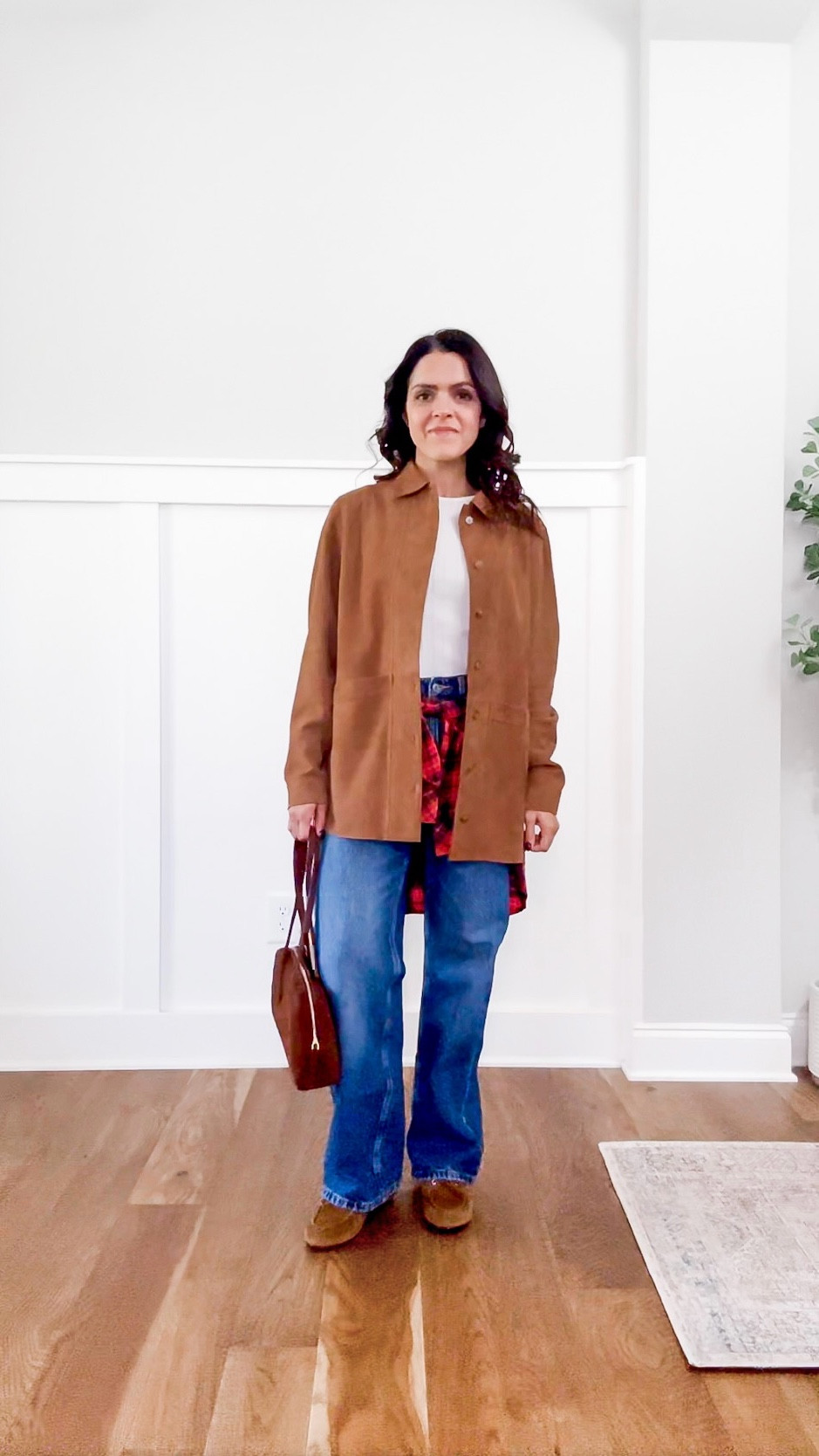 Fall Denim Edit: ways to style wide leg jeans: plaid flannel button up, white tee, barn jacket, loafers, leather tote 

#falloutfit #denimlove #denimedit #widelegjean #classicstyle #pinterestoutfit

#LTKSeasonal #LTKStyleTip