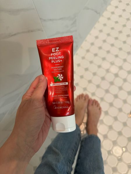 Foot peeling cream peppermint scent 

#LTKbeauty