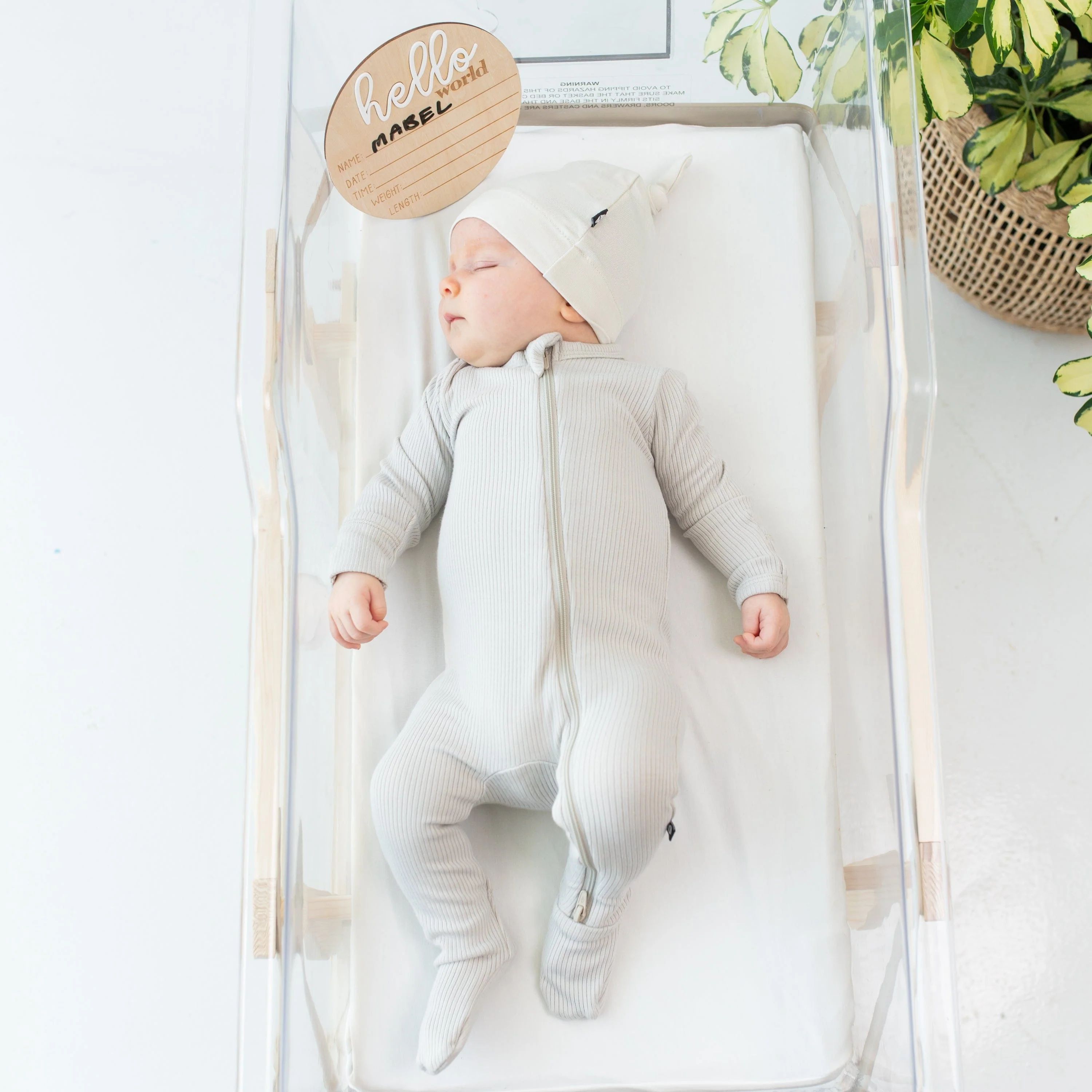 Ribbed Zipper Footie in Oat | Kyte BABY