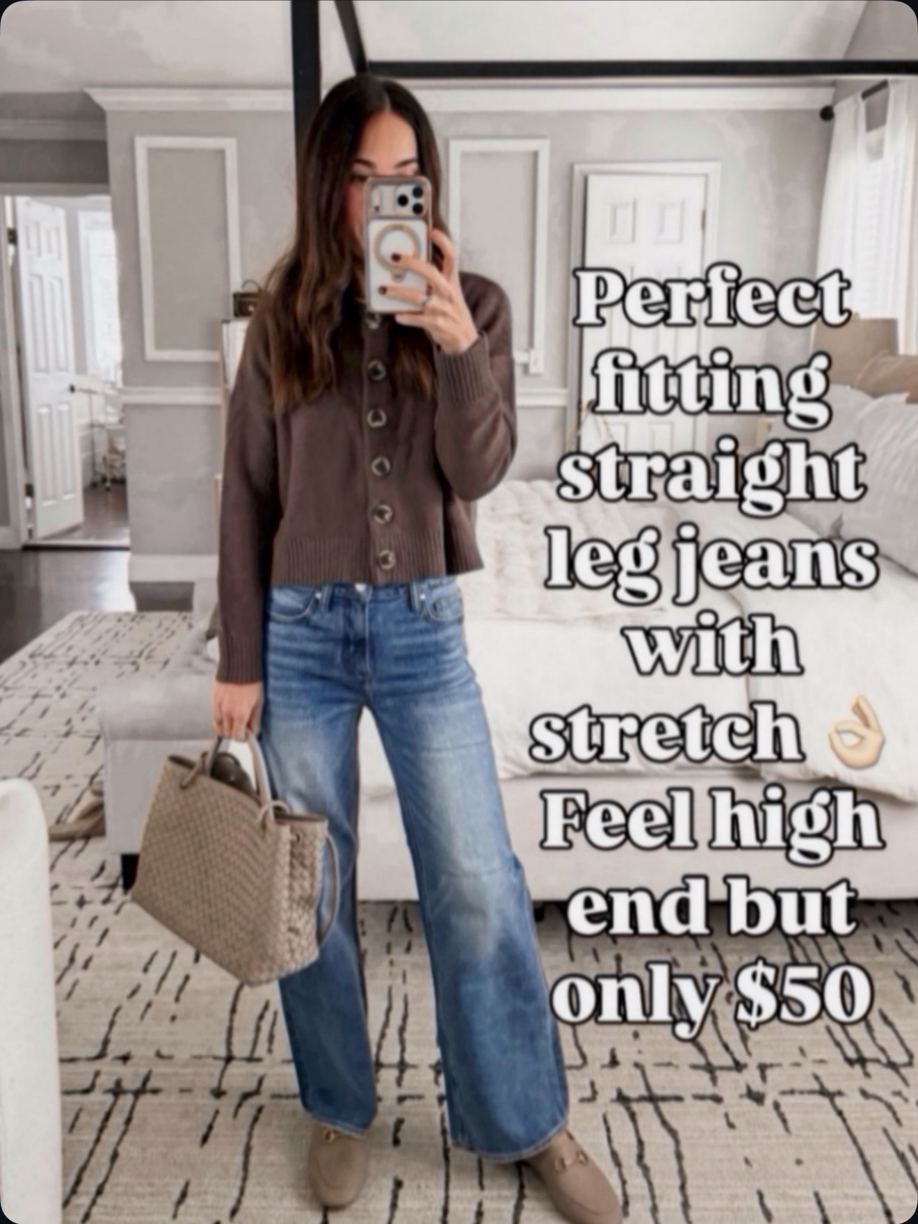 High-end looking straight leg jeans with stretch for only $50 👀 run don’t walk 🔗⬇️

#LTKSeasonal #LTKmomlife #LTKOver40