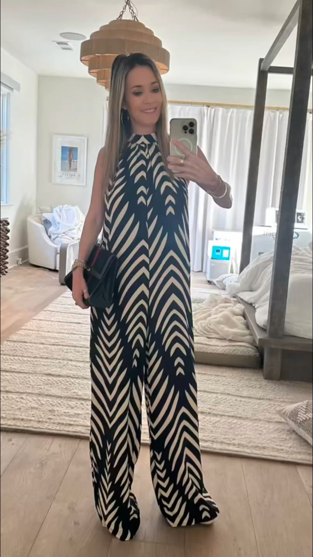 This is pretty much the perfect jumpsuit! And only $20! I’ve paired it with simple $28 Amazon wedges and my Vintage Gucci clutch from Etsy. 💙🦋💙

#LTKParties #LTKStyleTip #LTKFindsUnder50