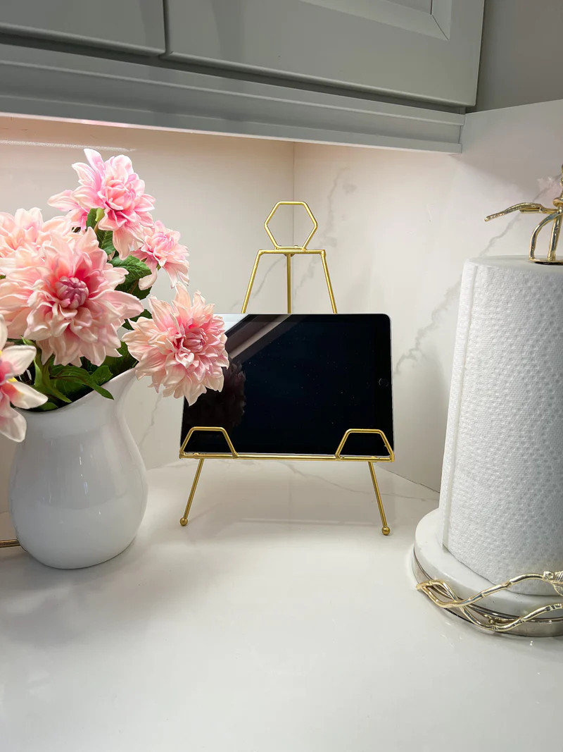 Gold Metal iPad Holder/Easel | Inspire Me! Home Decor