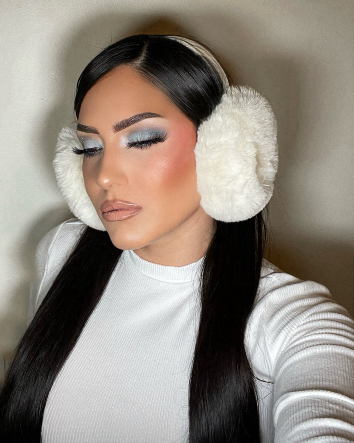 Winter szn 🤍❄️

Cutiest earmuffs 
6 different colors for $25.99

#LTKstyletip #LTKSeasonal #LTKbeauty