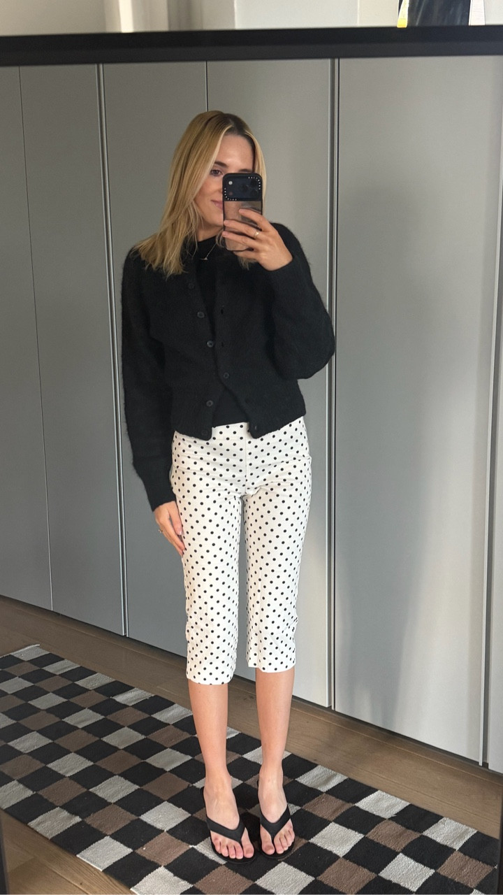 Capris are Zara - have tagged similar 

#LTKsummer #LTKspring #LTKuk