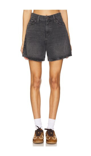 LEVI'S High Baggy Short in Black. - size 29 | Revolve Clothing (Global)