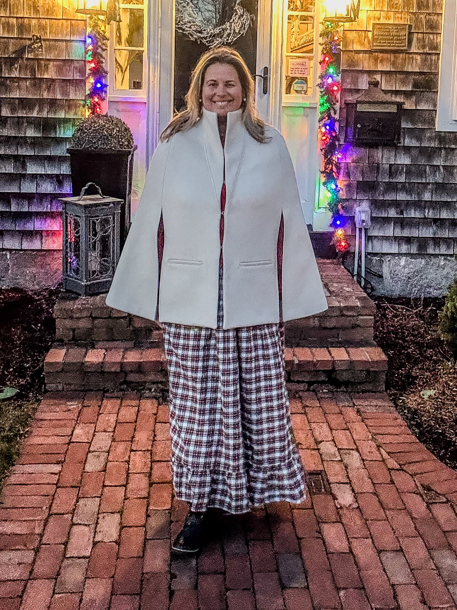 The perfect cape that is worth the splurge from Alice Walk.

Small batch, small business. Never goes out of style.

I’m wearing an XL in the Cape.  I normally wear a M in all things AW, but the shoulders run narrow and with the clips on the front and my chest, I had to go up.

#alicewalk #strolling #happyholidays 


#LTKHoliday #LTKMidsize #LTKGiftGuide
