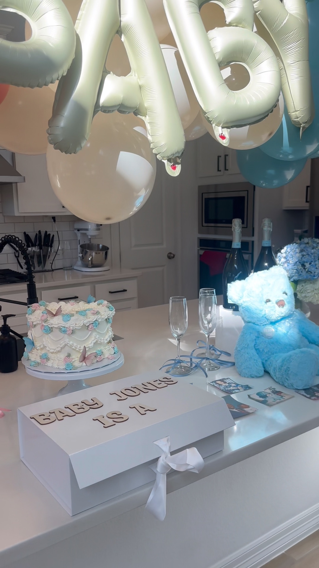 Gender Reveal Setup.  Easy gender reveal. Intimate gender reveal  

#LTKBaby #LTKHome #LTKBump