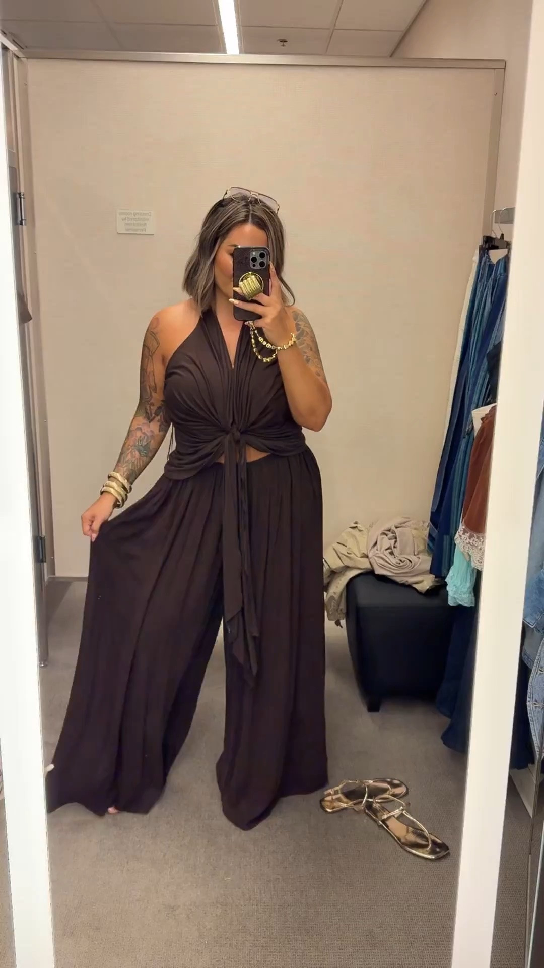 My favorite linen pants came out in brown I snatched these up sooooo fast.  

Pants M size down they run big 
Top size down wearing L here but it was really big I ordered M online.