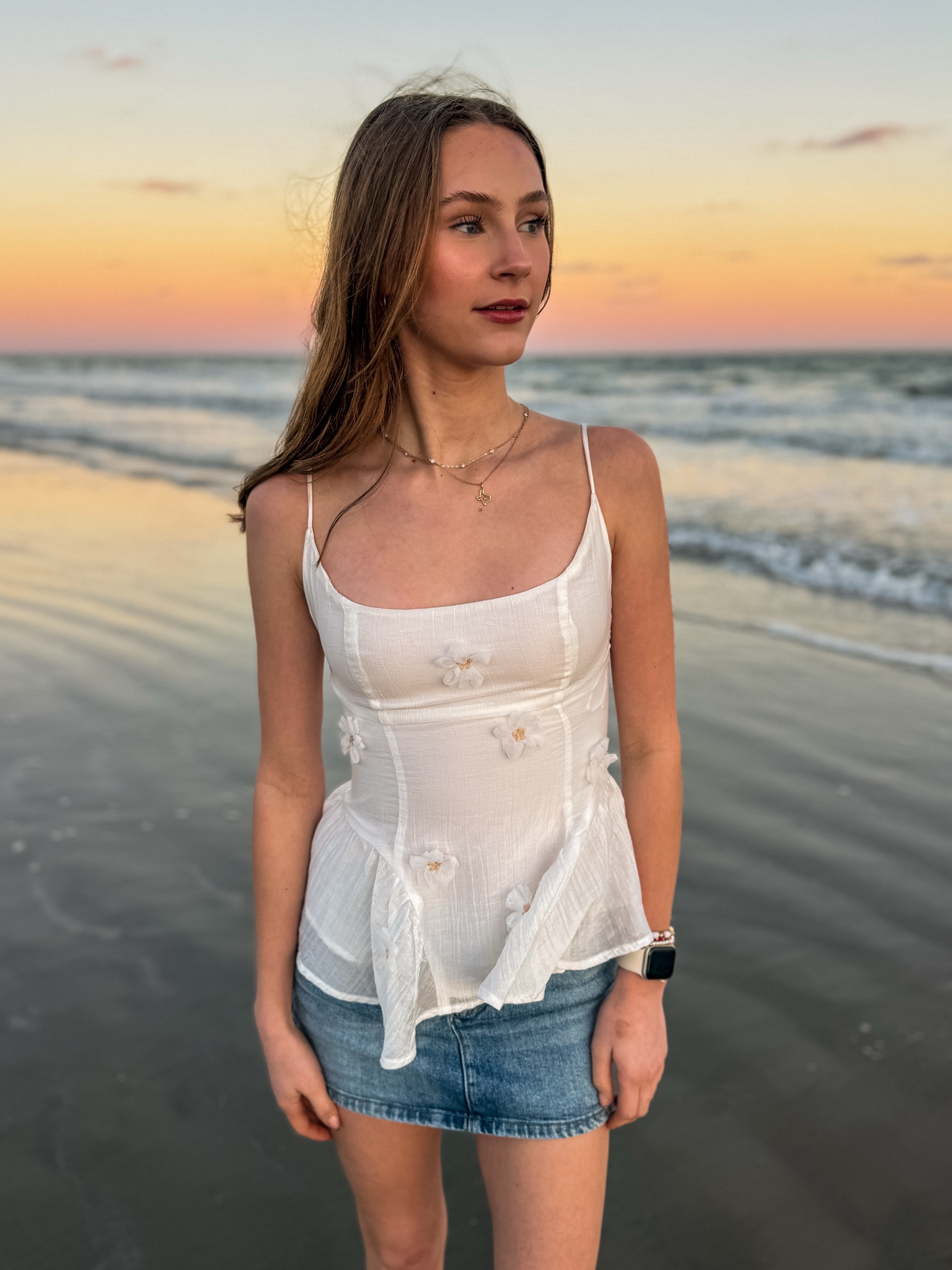 Beach Vacation outfit for my teen! This top is so pretty and she is wearing XS for 5'4 size 0/2 

 #LTKU #LTKTravel
