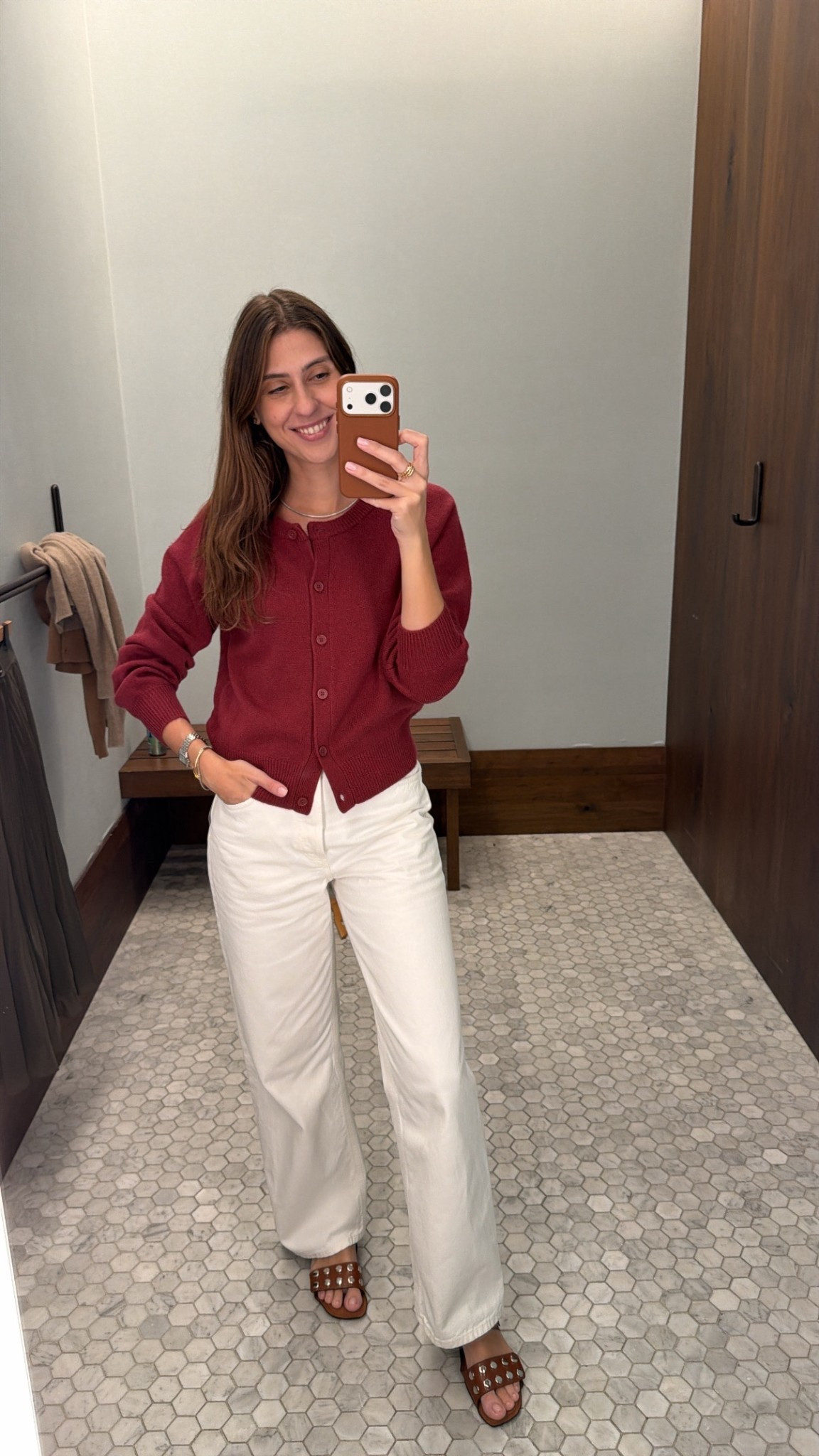 Obsessed with this 🍒red