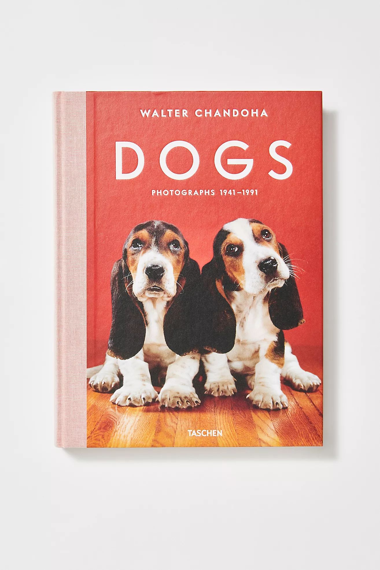 TASCHEN Dogs | Free People (Global - UK&FR Excluded)