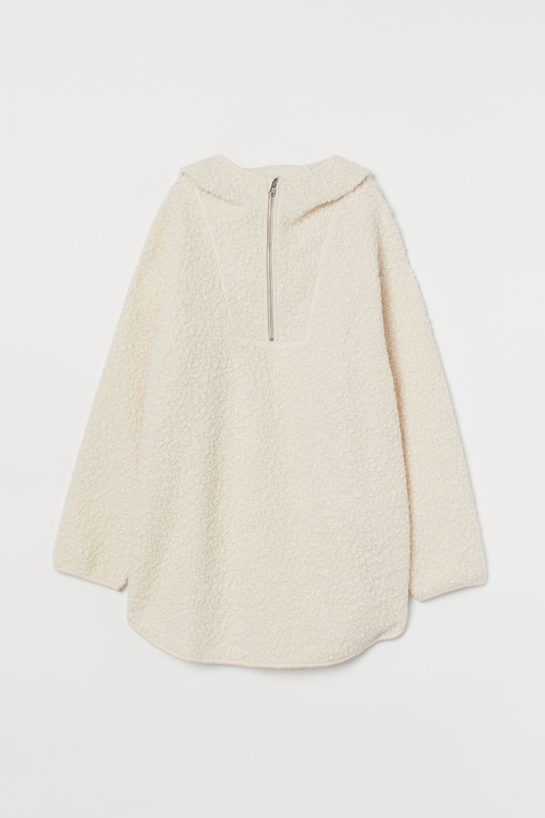 Longer, relaxed-fit hoodie in soft, thermal faux shearling with flatlock seams. Half-zip with chi... | H&M (US)