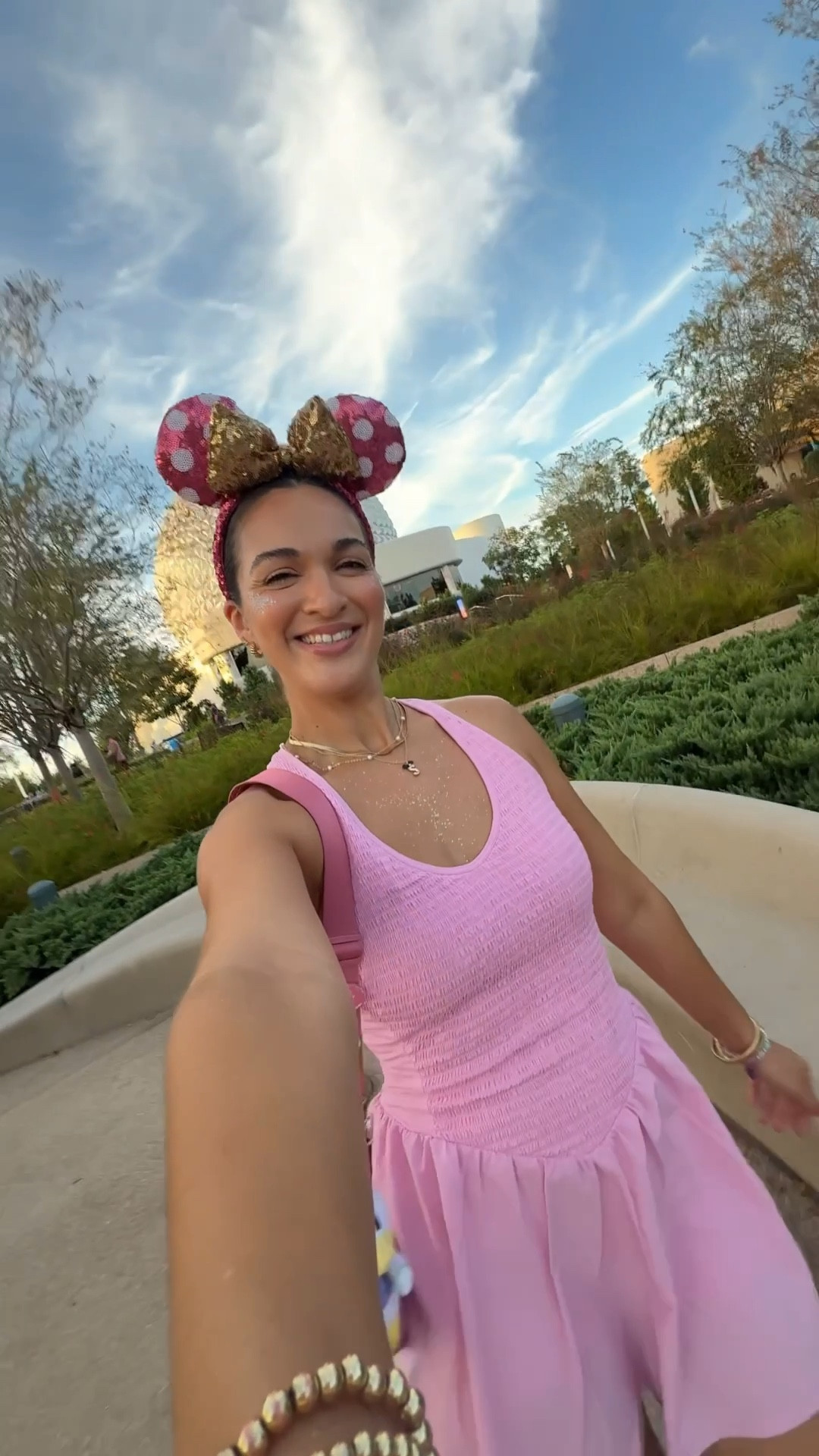 Disney outfits 
Disney world outfits 
Disney mom 
Cool Disney outfits 