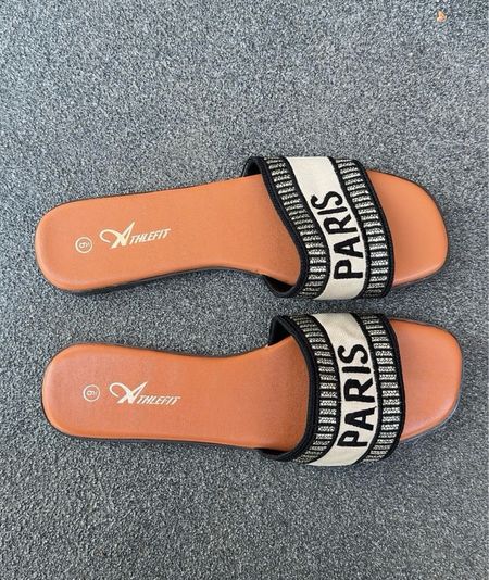 Sandals 

#LTKSeasonal #LTKshoecrush #LTKfindsunder50