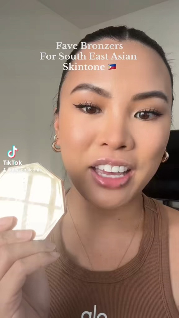 My favorite bronzers on south East Asian skin tone

Fenty beauty bronzer review in bajan gyal and i$land ting

#LTKBeauty