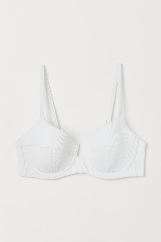Lined bikini top. Adjustable shoulder straps, padded underwire cups for shaping and good support,... | H&M (US + CA)