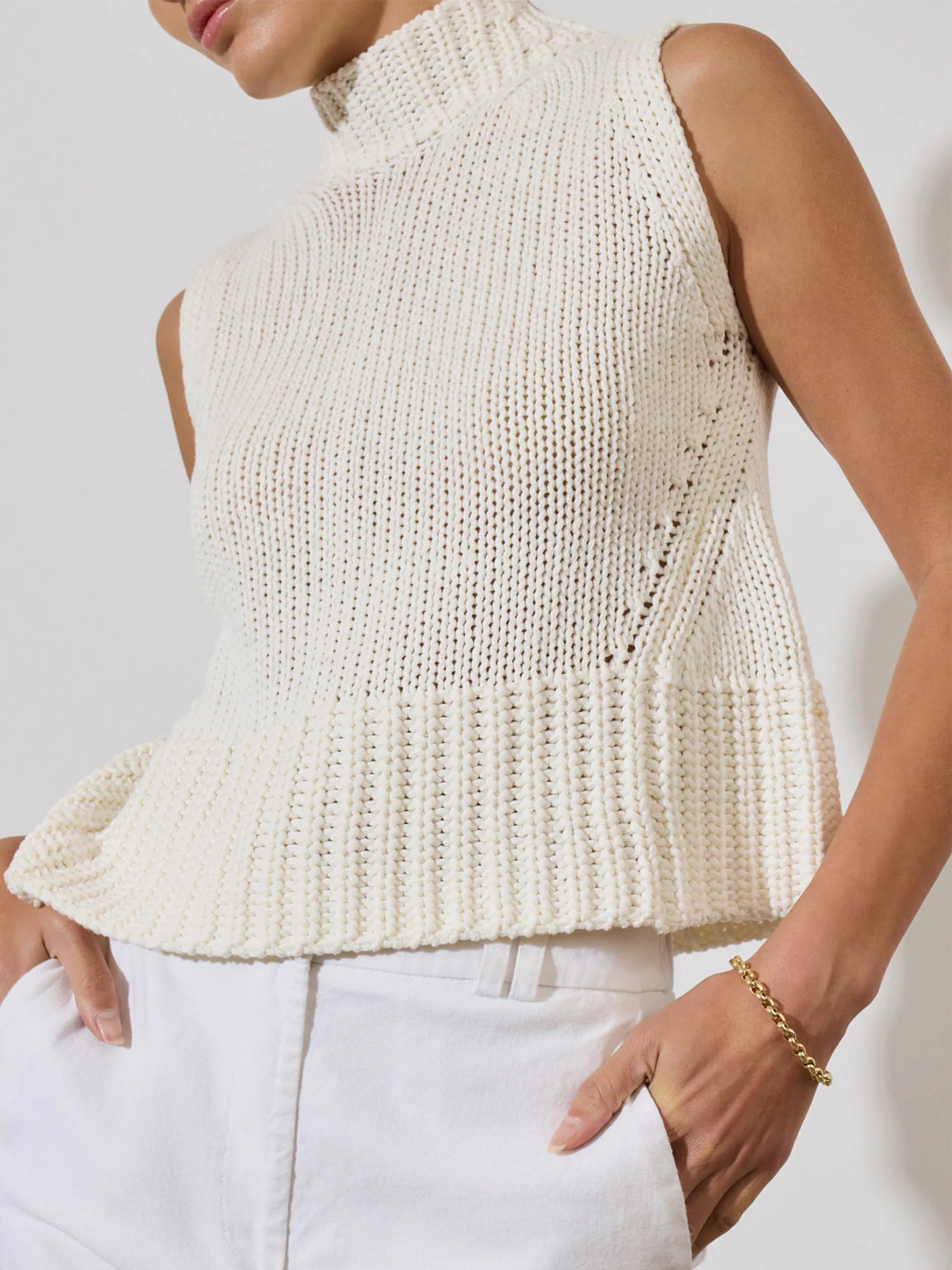 Mock Neck Top: Shop Meghan Markle’s Look | Brochu Walker | Brochu Walker