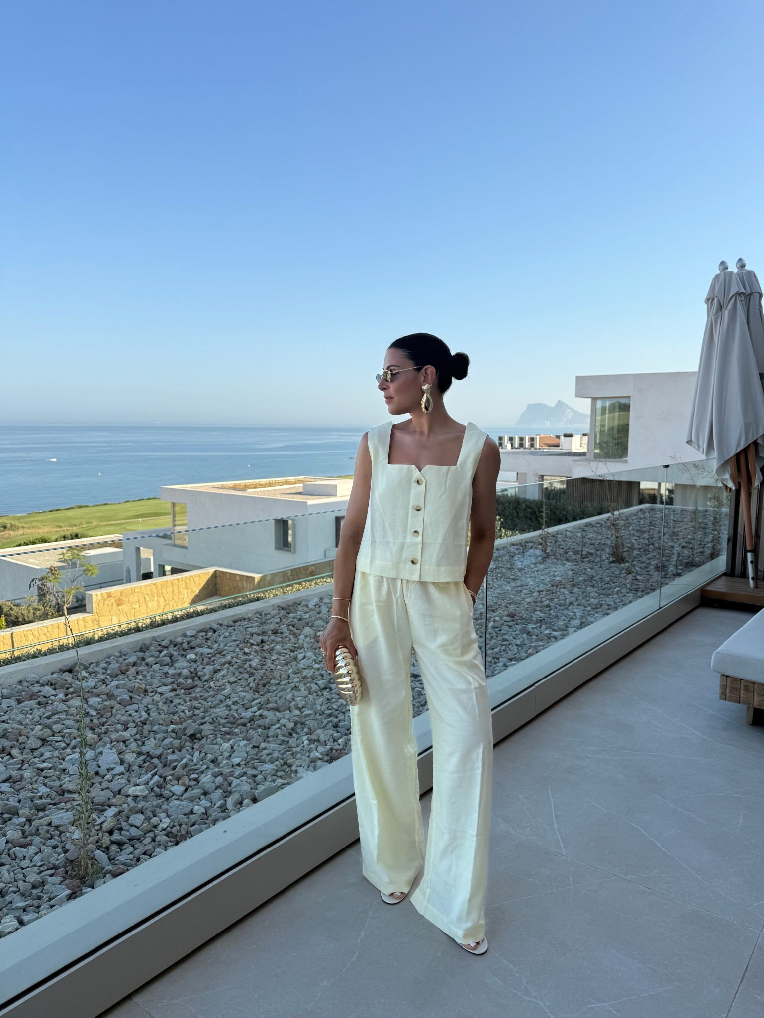 Butter yellow perfection 💛 Easy co ords for the win 💛