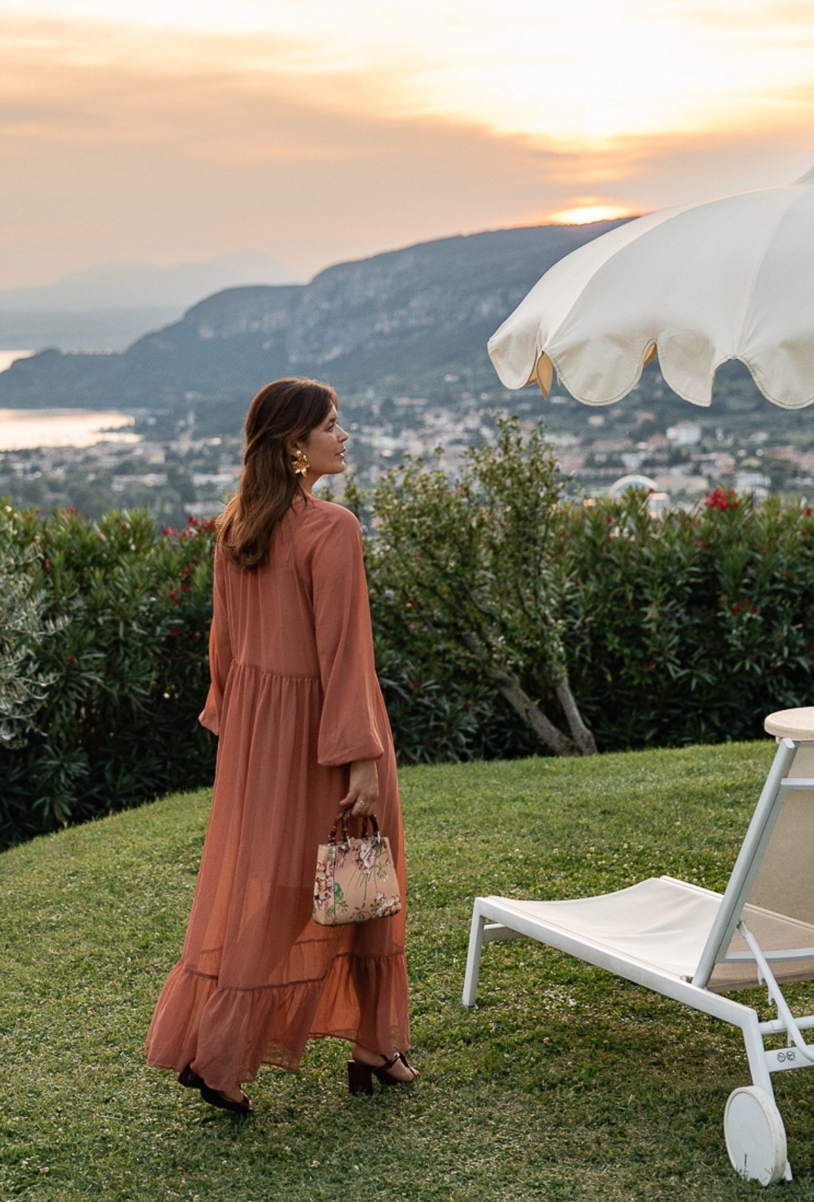 Golden Hour Look

#LTKeurope #LTKkleider #LTKsale