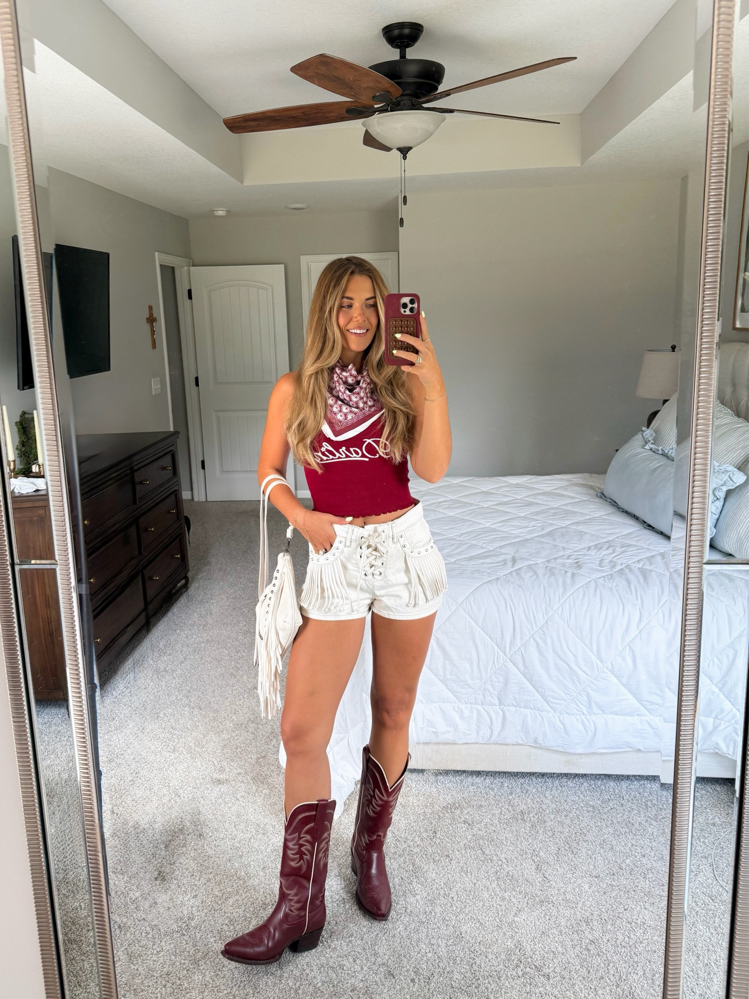 size small in tank, my shorts are almost sold out but i linked lots of similar ideas! size down half size in boots

nashville outfit inspo 
western fashion 
country concert outfit

#LTKgrwm #LTKootd #LTKOver40
