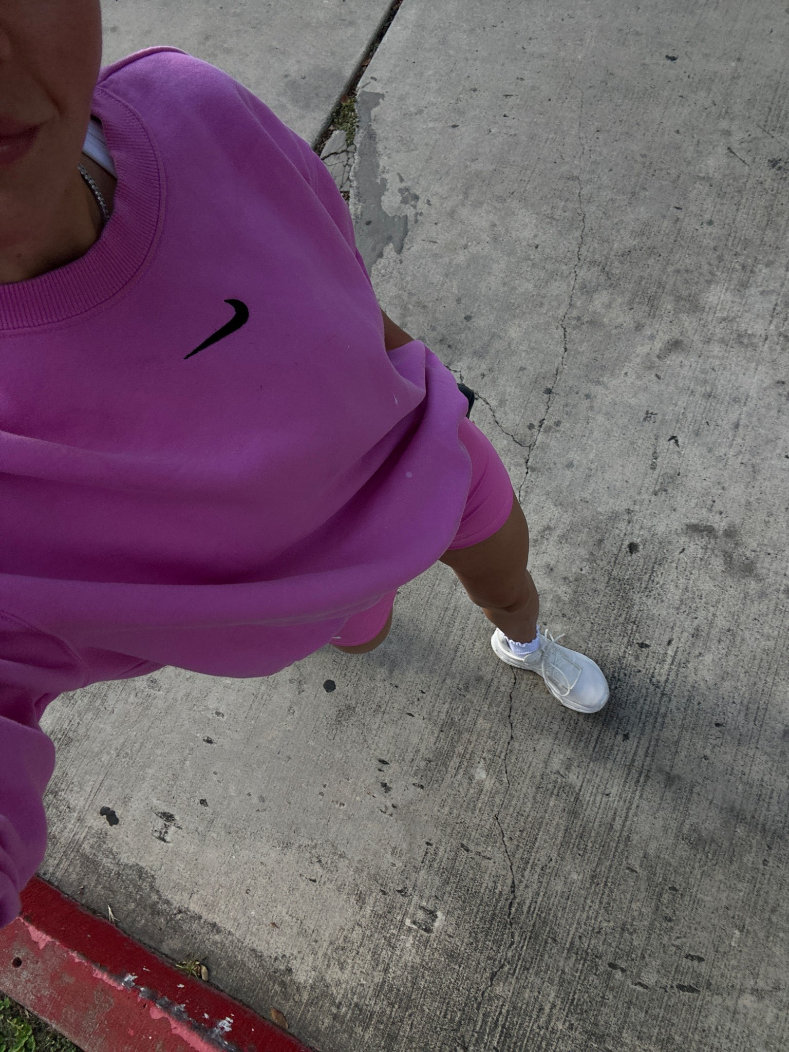 Little tonal athleisure today 💗 absolutely love these shorts. I get them in the 3 inch inseam rather than the 5 inch. Love

#LTKActive #LTKStyleTip #LTKFindsUnder100