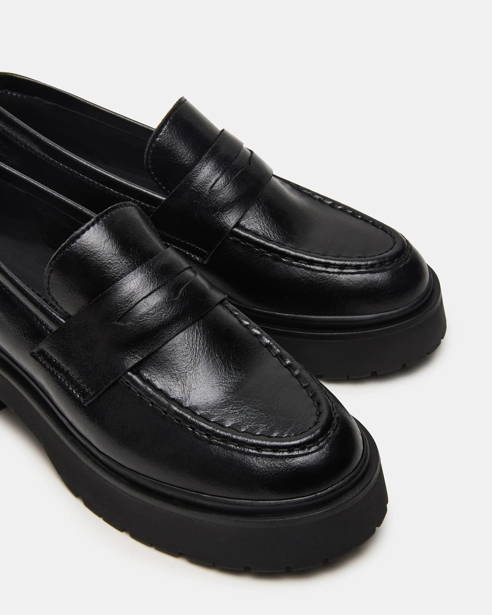LAYKEN Black Leather Platform Lug Women's Loafer | Steve Madden (US)