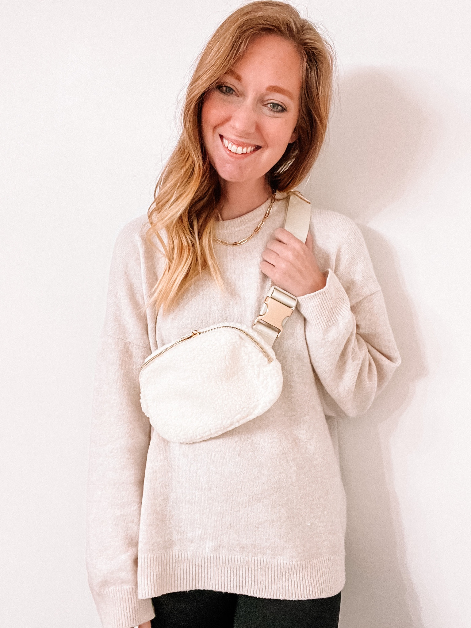 lululemon sherpa belt bag dupe from amazon - under $25

#LTKunder50 #LTKFind #LTKitbag