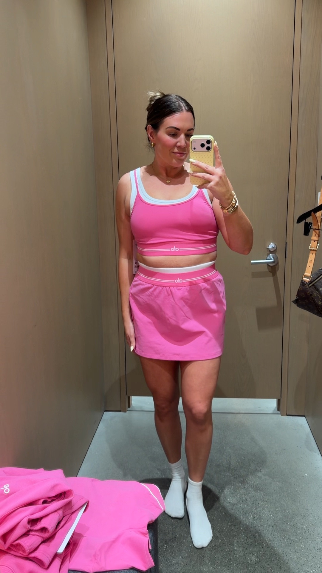 curvy midsize Alo Paradise Pink look! wearing size large in layered top and skort 💕

#LTKSeasonal #LTKMidsize #LTKActive