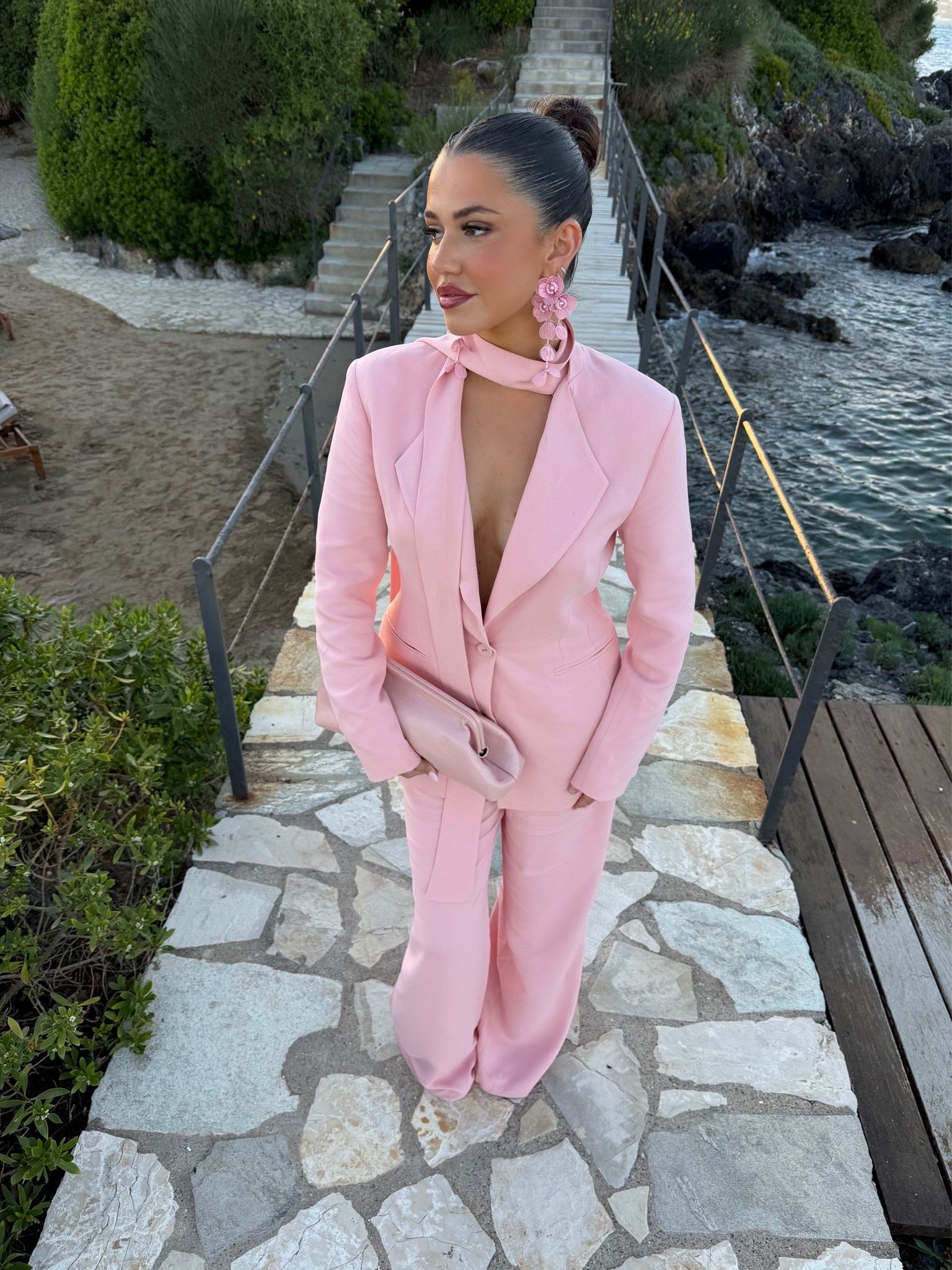 Arrived in Corfu with @karen_millen and having the most incredible time, it was my birthday yesterday and they made me feel so special - feeling so grateful! 🩷🌷

How beautiful is this suit?! I am IN LOVE!!!! They’ve also given me a discount code for you gals (how unreal!!) 15% off using code ‘KMPHEEBS15’

#LTKsummer