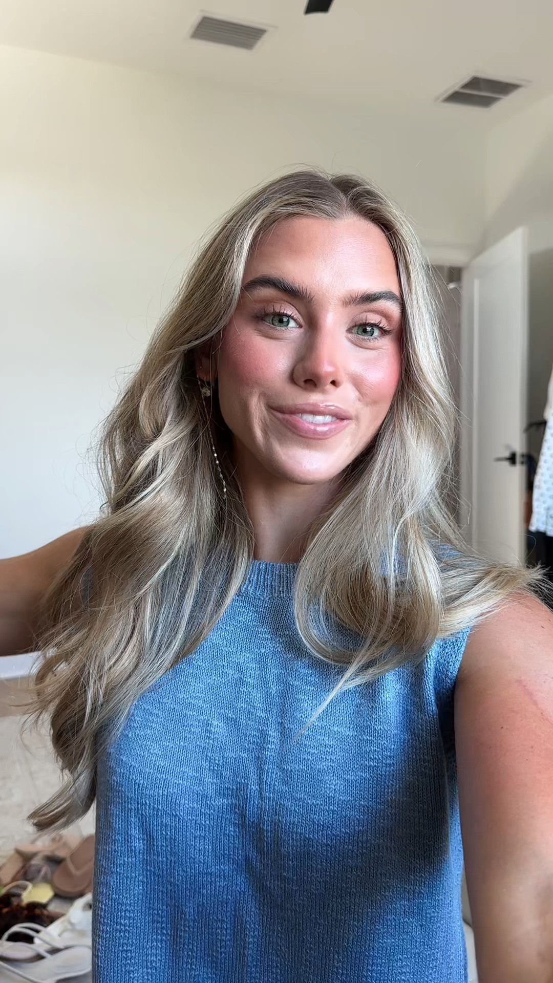 the most genius subscription service you’ve ever met @Vivrelle use code SLOANEVOSEN 👜 i have a rental subscription for my clothes so it only makes sense to have one for bags too!! you get to rent and try out different styles and color and brands without the 🤑 commitment!! GENIUS. 

#vivrelle #vivrelleunboxing #vivrellebag #vivrellereview #vivrellepartner #unboxing #designerbags #designerbagunboxing #chanelbag #denimpurse #shoppinghaul #haul #unboxingvideo #unboxinghaul #pursecollection #pursetok #pursehaul #purseunboxing purse, bags, unboxing, haul, shopping haul, purse unboxing, vivrelle, designer bags, designer bag rental, clothing rental, bag rental, purse rental.

#LTKootd #LTKSaleAlert #LTKWedding