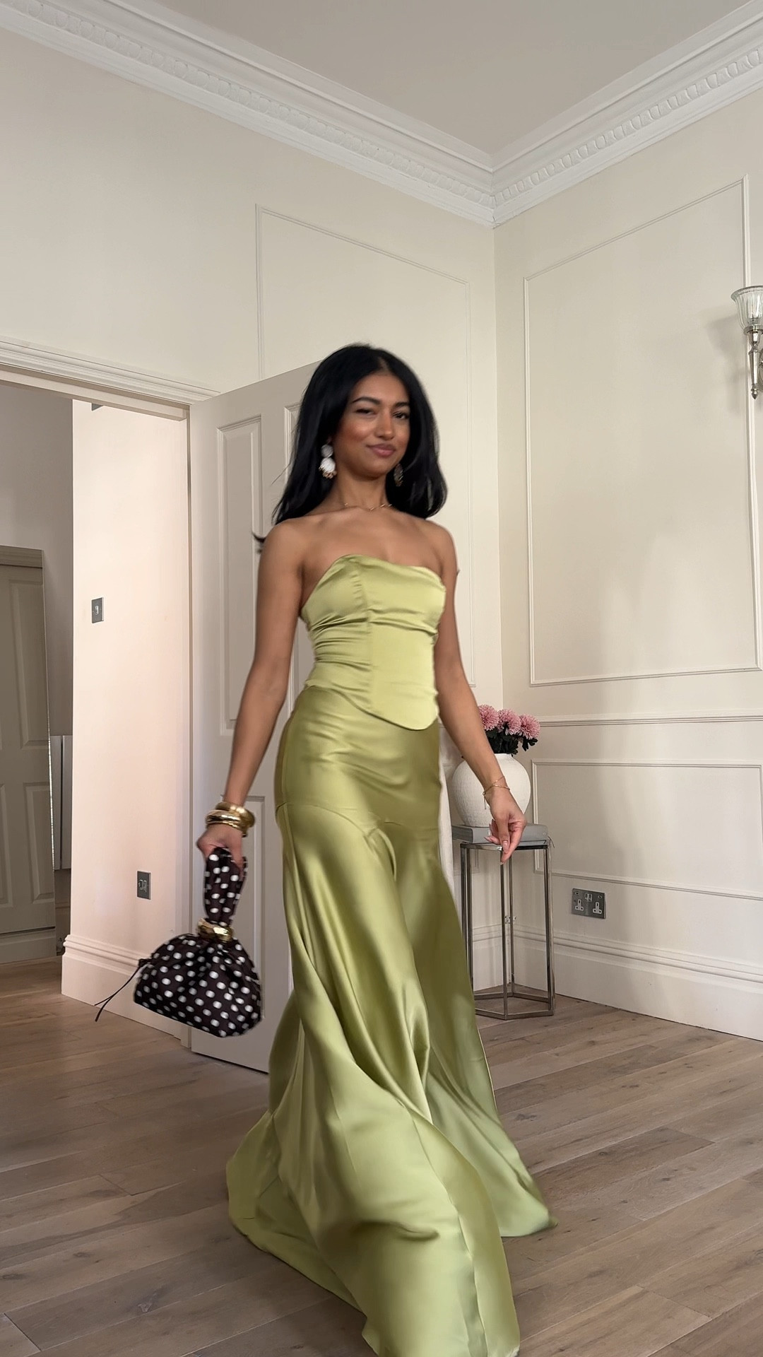 My fav dreses for this season!
Shop from links below ⬇️

https://prettylittlething.onelink.me/EzmU/vbmk9msa?utm_source=spinstastory&utm_medium=social&utm_campaign=sheeeeoo

https://prettylittlething.onelink.me/EzmU/ldhhmrgv?utm_source=spinstastory&utm_medium=social&utm_campaign=sheeeeoo

https://prettylittlething.onelink.me/EzmU/tchqfbg3?utm_source=spinstastory&utm_medium=social&utm_campaign=sheeeeoo


#LTKstyletip #LTKdresses #LTKuk