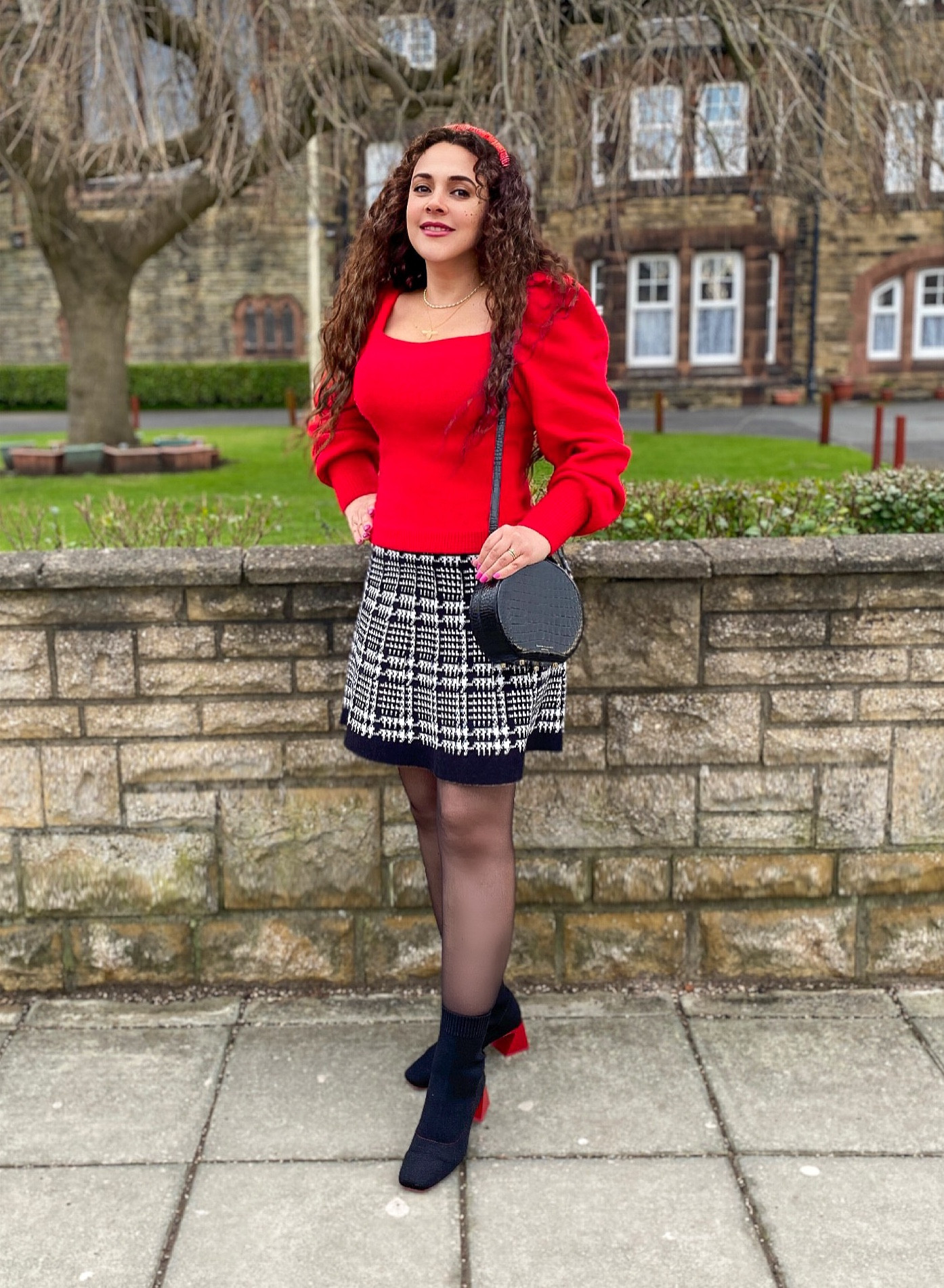 Wearing red this Valentine’s season ❤️

🤍 Boots @vivaia_official Square-Toe Water-Repellent Heeled Boots (Regina Pro) in Black and ruby red 💝(ad/pr)
✨ Use my discount code VERA11 to save 10% off 🫶🏻

🏷
#classyfashion #ukfashionblogger #classicstyle #elegantoutfit #timelessfashion #femininestyle #fashiongals #fashionblogger #stylingtips #topfashiontrends #fashiondiary #pinterestgirl #parisianstyle #gossipgirl #blairwaldorf #oldmoneystyle #ugccreator #styleinspo #momentsofchic #winterfashion #preppy #outfitdujour #onparledemode #galentinesoutfit #valentinesoutfit #romanticstyle #valentinesaesthetic #galentines #lovecore #cupidcore

#LTKeurope #LTKMostLoved #LTKstyletip