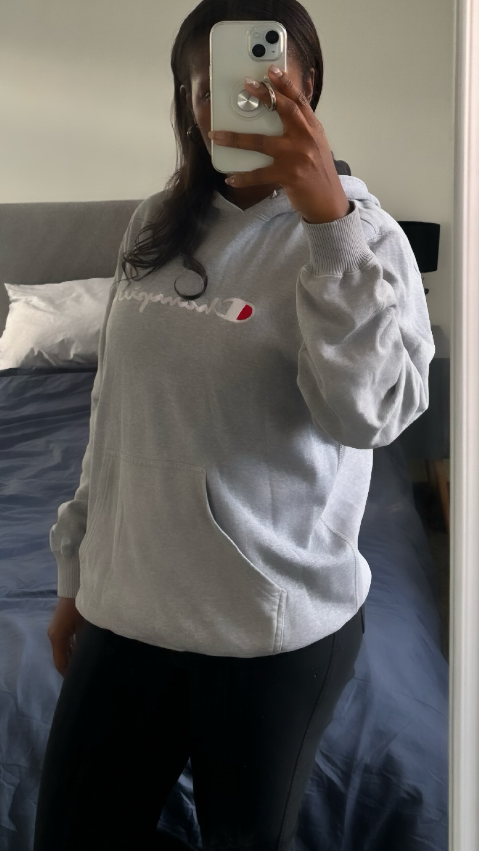 Super casual but fashionable daytime look | Struggling to put together adorable and effortless winter looks as a mom? Don't worry—I've got you covered with a plethora of charming choices to replicate this season. #StyleInspo #ltkfinds #WinterWardrobe