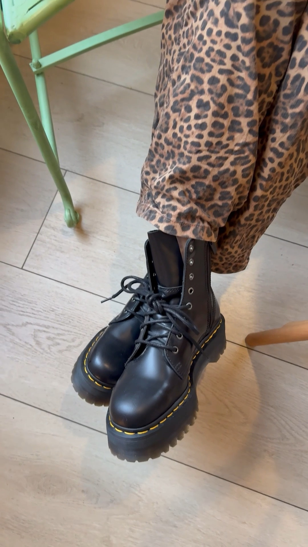 These boots & denim have a chokehold on me ✨

#LTKgrwm #LTKootd #LTKNYFW