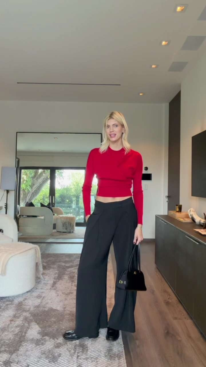 Pop of red♥️ 

 #LTKStyleTip