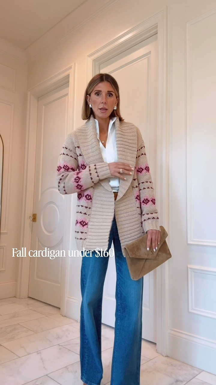 This fall cardigan is so cute and under $160! Great for the pumpkin patch or family photos. @Tuckernuck #tuckernckpartner