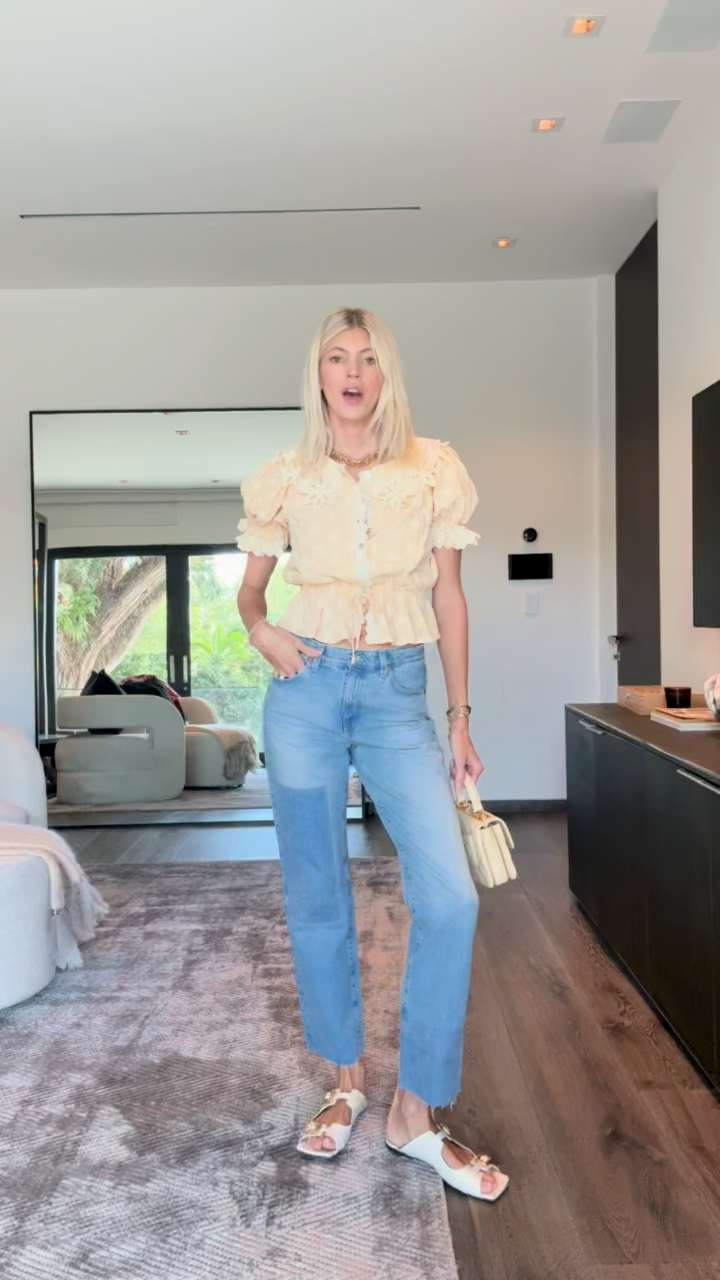 This blouse is so pretty!💛 

 #LTKStyleTip #LTKShoeCrush #LTKItBag