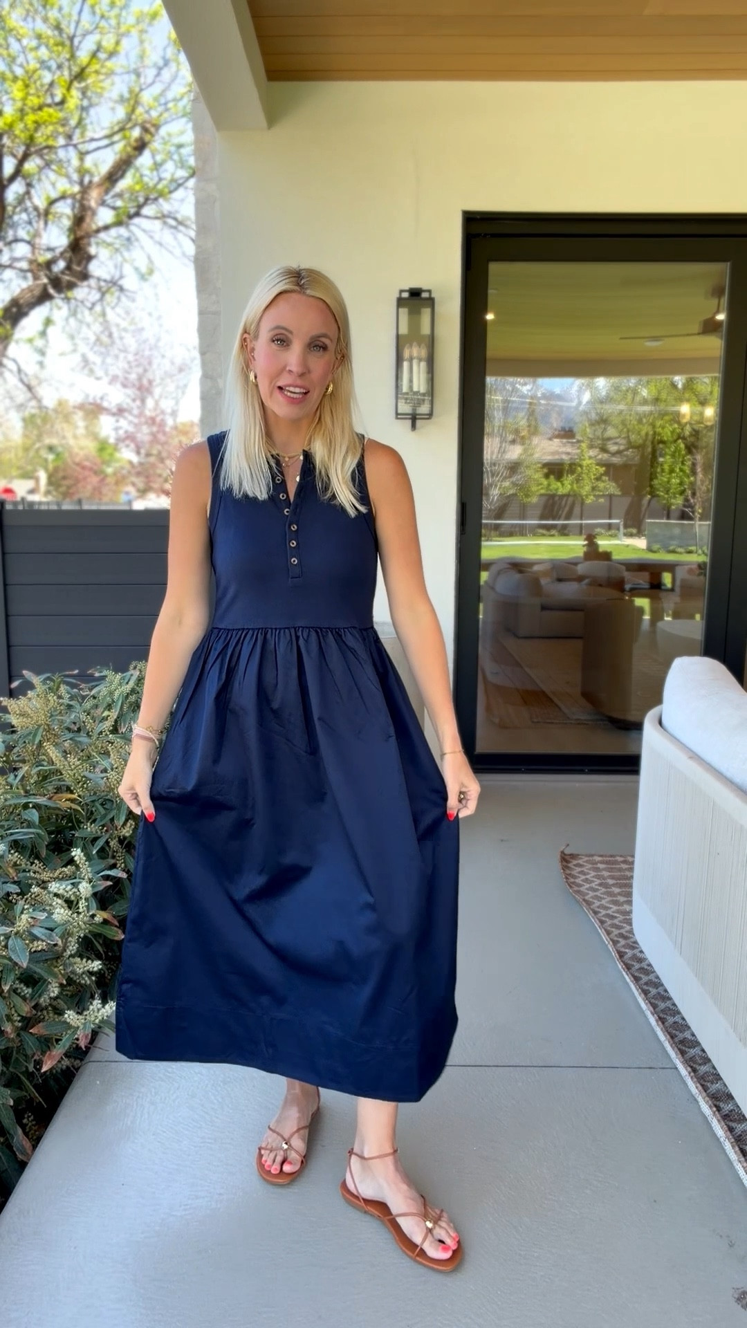 Same dress also comes in this navy! 

#LTKgrwm #LTKootd #LTKmomlife