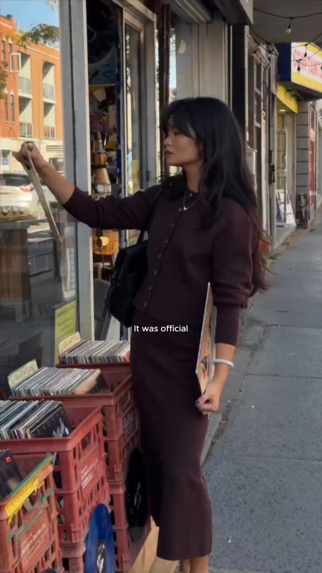 With @evernew_official, I couldn’t help but wonder…is fall a season of new beginnings, or just a season for better outfits? 🤎 #evernewofficial | AD