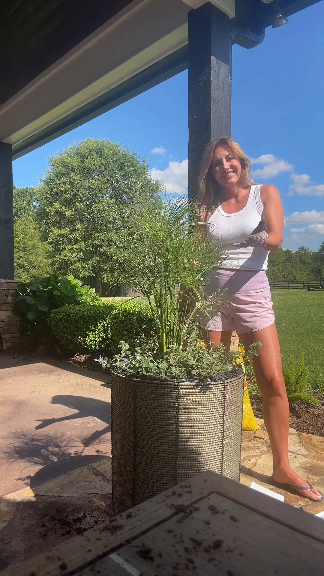 Gardening day! 

Running shorts | White Tank Top | Flip Flops